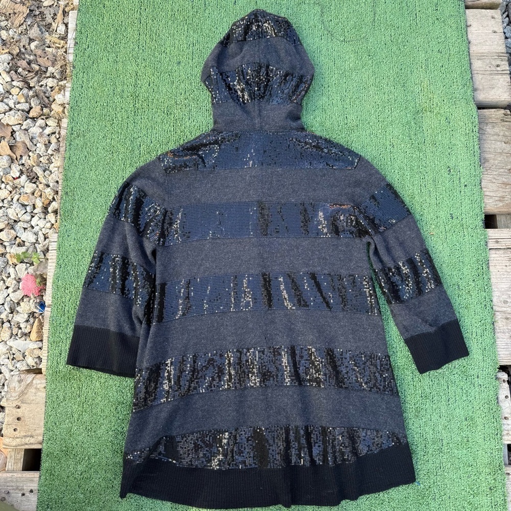 Alice + Olivia Black and Gray 100% Wool Sequin Hooded Button Cardigan Medium - Picture 8 of 10